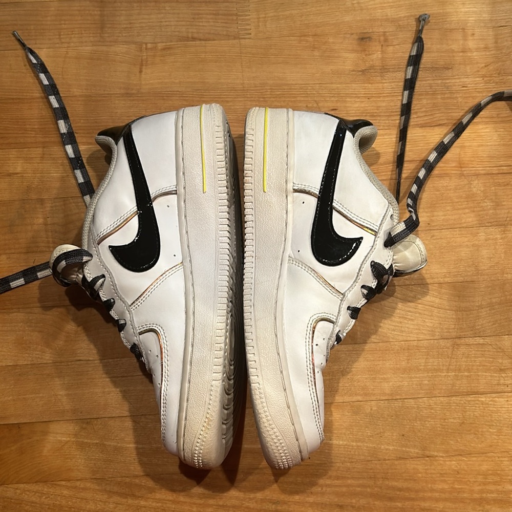 Nike Air Force 1 Low (GS) Fresh White Black Gold DJ5528-100 Sz 5.5Y